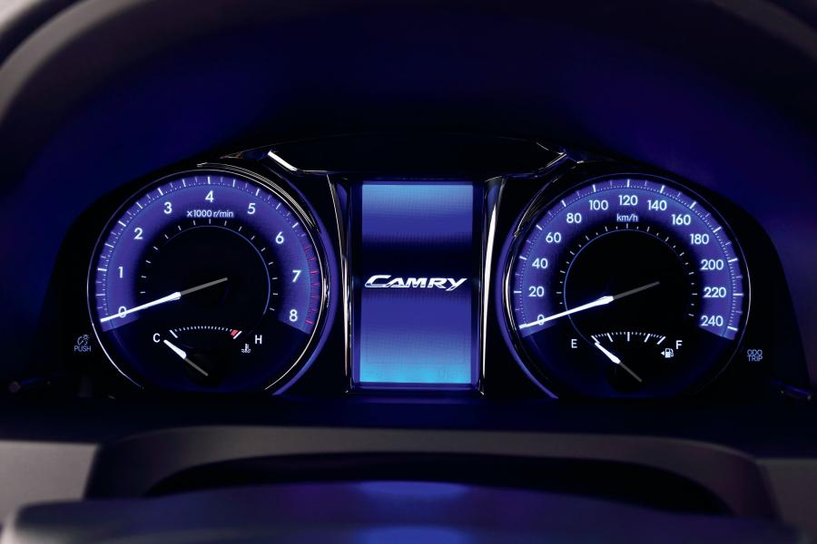  Toyota Camry V6 2014 года  (CIS) (фото 29 из 37)